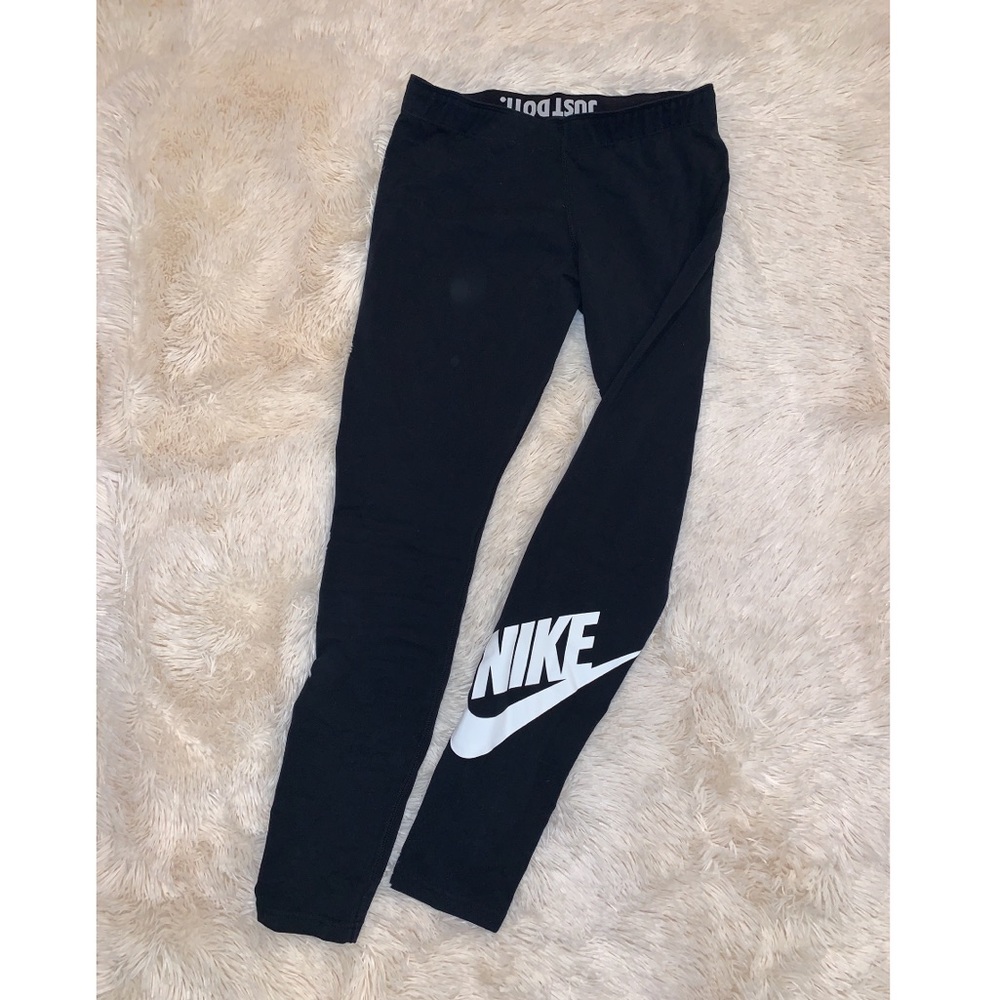 Nike leggings